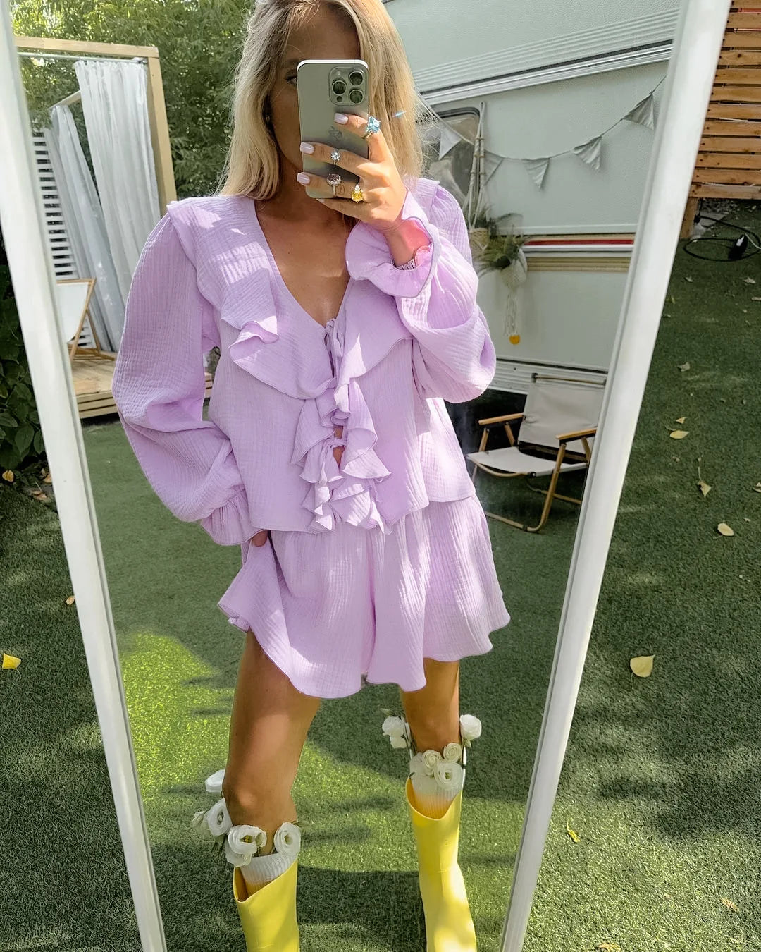 Spring Fashion New Lady V Neck Lace up Hollow Out Female Casual Ruffles loungewear custom blouse shirt and Shorts Sets for women