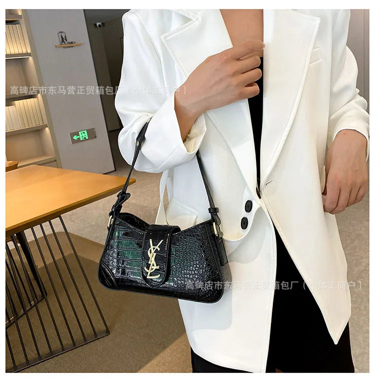 Texture Stone Patterned Armpit Bag 2025 New Simple Single Shoulder Women's Bag Temperament Crossbody Bag Small Fragrance Style