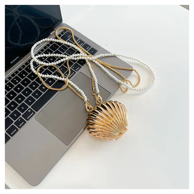 2025 New Summer Lipstick Bags for Women Fashion Pearl Mini Purse Crossbody Bag High Quality Gold Shell Bag Designer Shoulder Bag