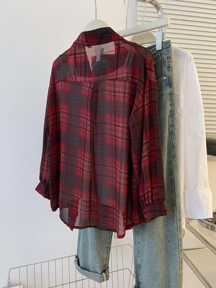2024 New Red Black Checkered Long Sleeve Sunscreen Shirt for Women's Spring and Autumn, Loose and Lightweight Shirt Top Outer