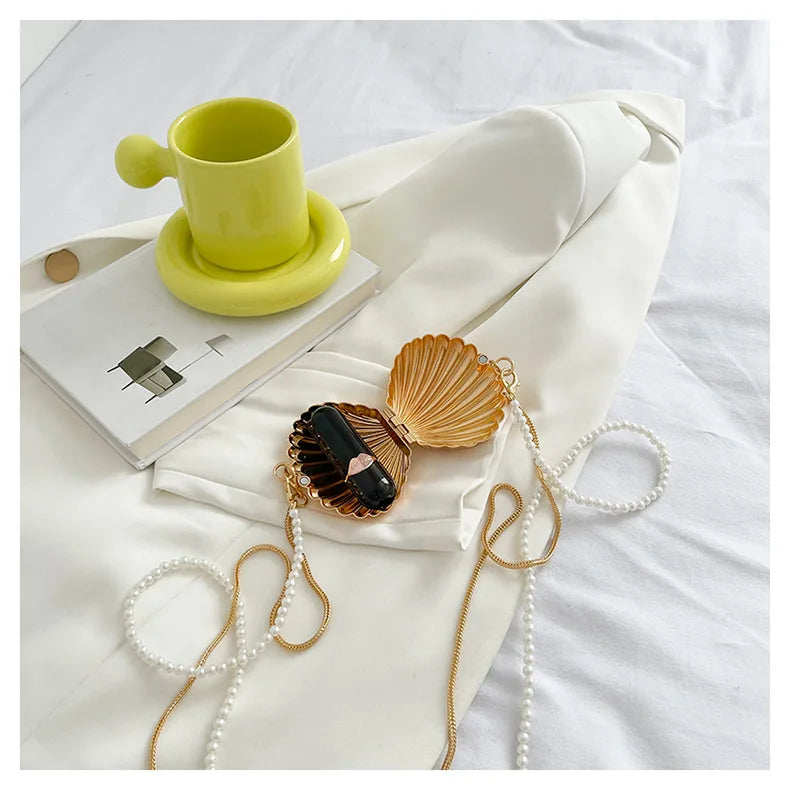 2025 New Summer Lipstick Bags for Women Fashion Pearl Mini Purse Crossbody Bag High Quality Gold Shell Bag Designer Shoulder Bag