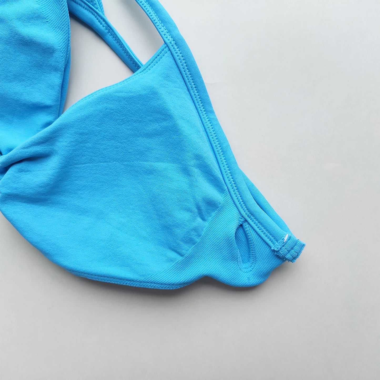 ARFTE Sports Bra Strappy Backless Yoga Gym Bra Removable Cups Women Workout Clothing Gym Top Halter Sport Bras