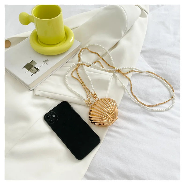 2025 New Summer Lipstick Bags for Women Fashion Pearl Mini Purse Crossbody Bag High Quality Gold Shell Bag Designer Shoulder Bag