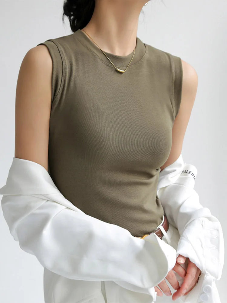 Camisole Vest for Women Round Neck Colourful Basic Sleeveless Undershirt Tops Tees with Coverage for Side Cleavage