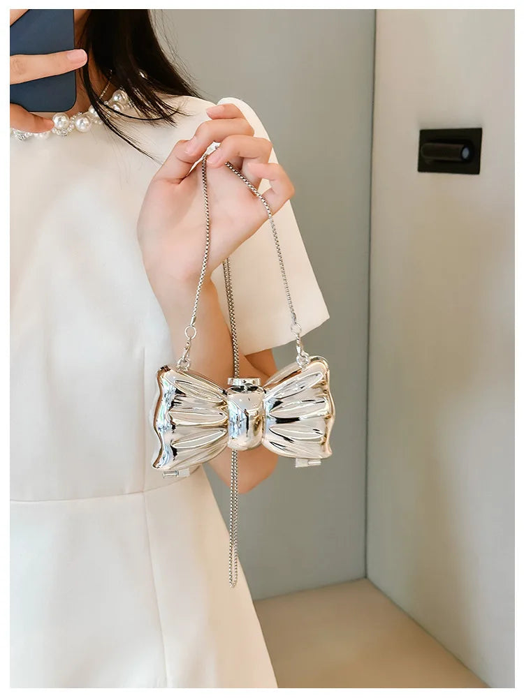 2025 New Summer Lipstick Bags for Women Fashion Pearl Mini Purse Crossbody Bag High Quality Gold Shell Bag Designer Shoulder Bag
