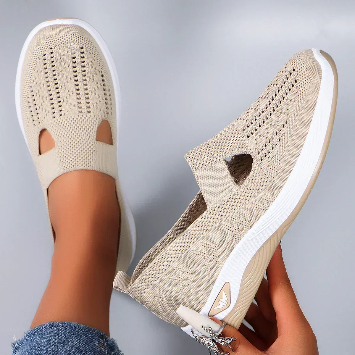 women's sports shoes