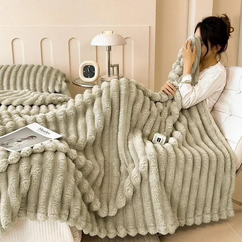 Winter Tafu Velvet Children's Comfortable Blanket Thick Coral Fleece Throw Blankets Adults Office Nap Blanket Sofa Small Cover