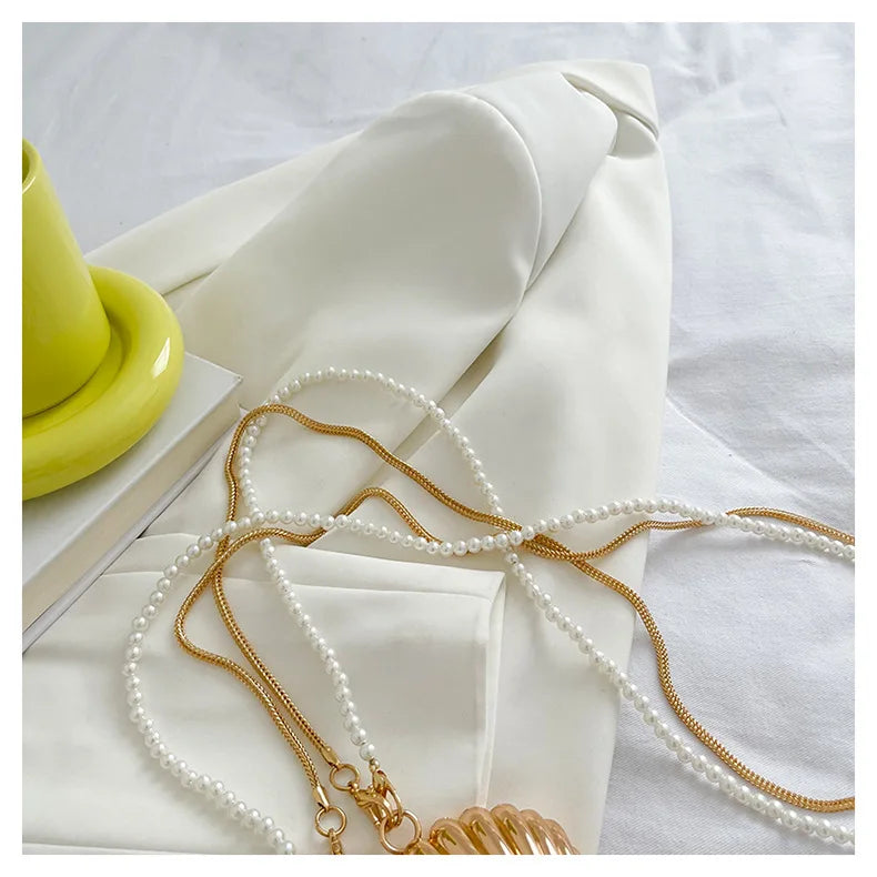 2025 New Summer Lipstick Bags for Women Fashion Pearl Mini Purse Crossbody Bag High Quality Gold Shell Bag Designer Shoulder Bag