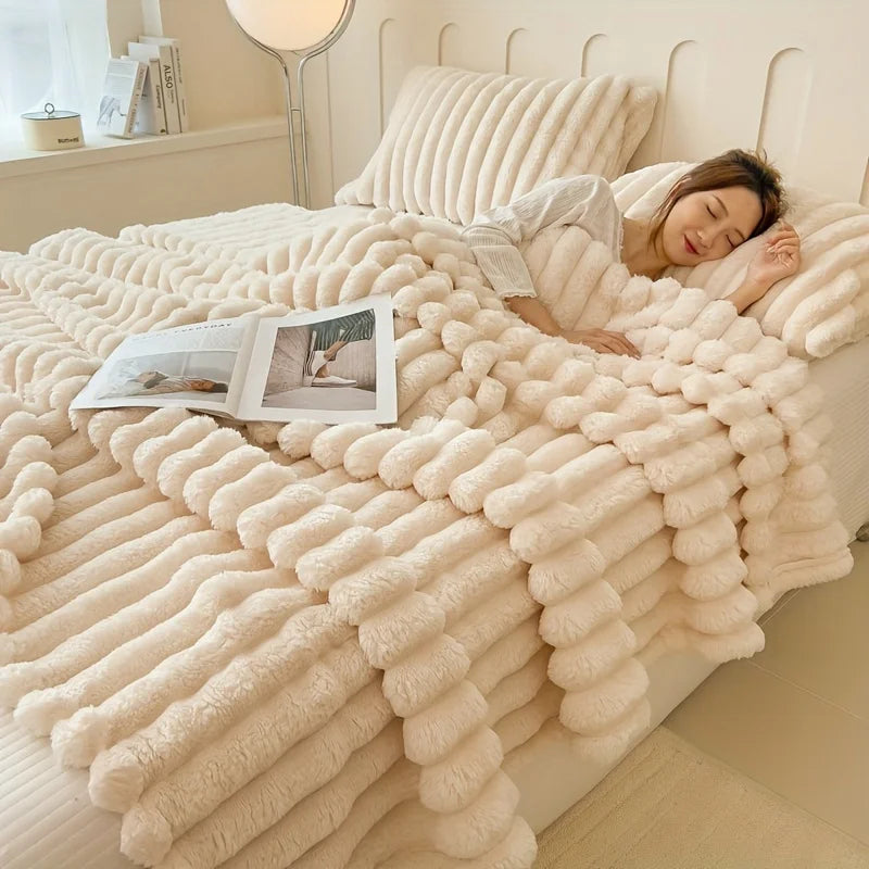 Luxurious Fleece RV Blanket - Soft, Plush, Multi-Use Throw for Travel, Office Naps, Summer Air Conditioning, and Sofa Cover