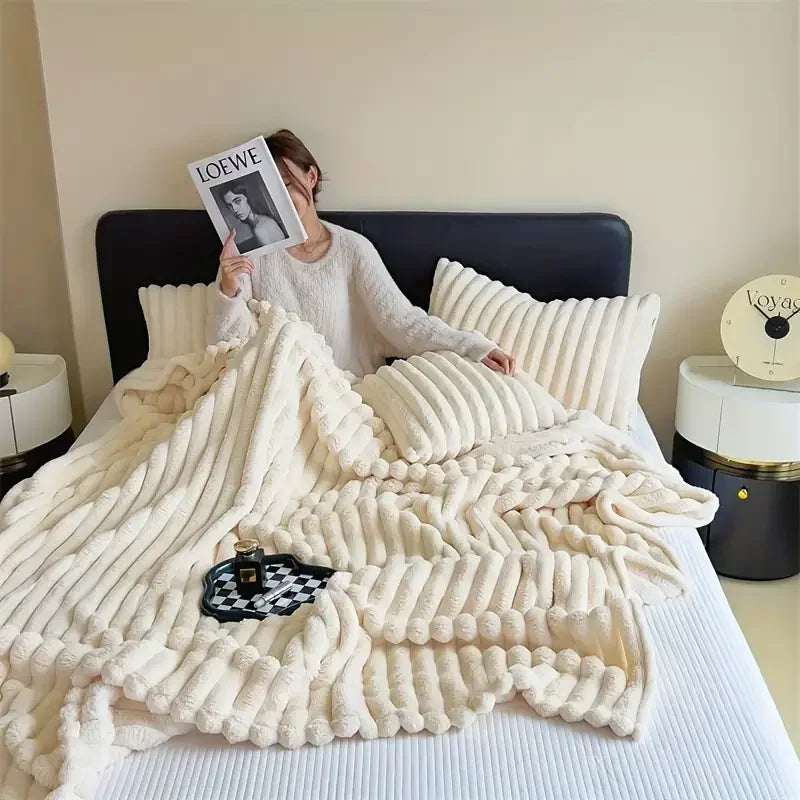 Light luxury Multifunctional Solid Color Rabbit Velvet Blanket Winter Thick Warm Flannel Used For Bedroom Living Room Blanket