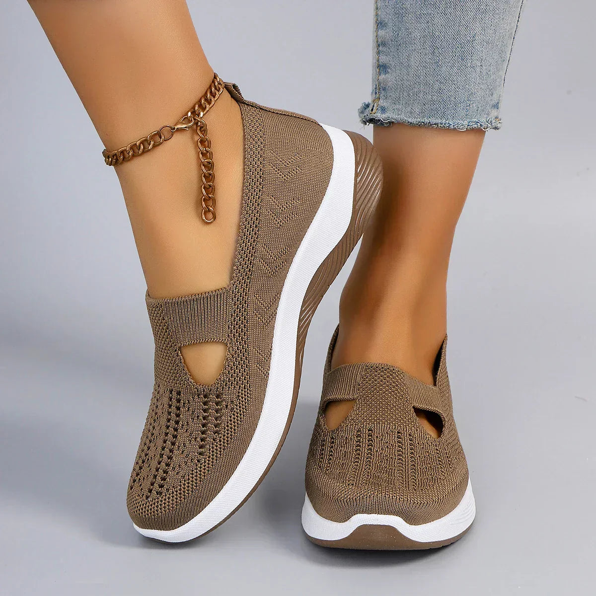 women's sports shoes