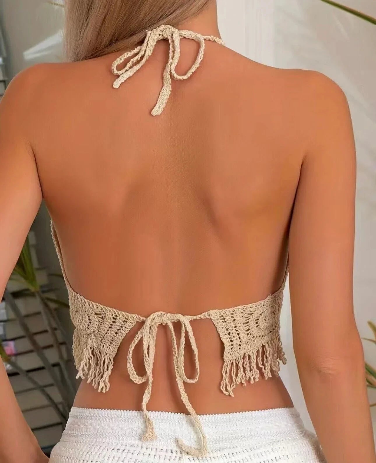 Boho Crochet Halter Top for Women Summer Beach Knit Crop Top with Tassels Backless Sleeveless Bralette