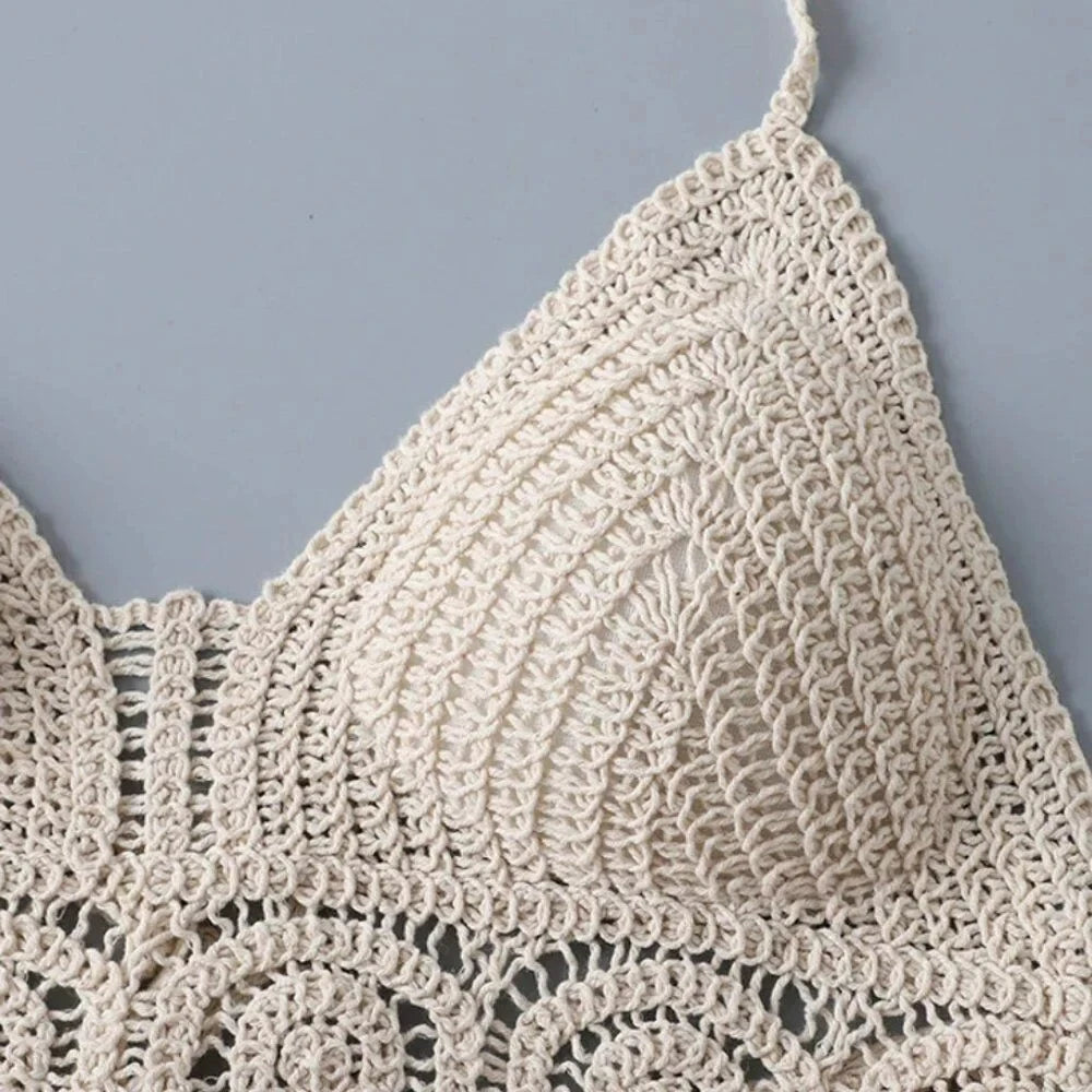 Boho Crochet Halter Top for Women Summer Beach Knit Crop Top with Tassels Backless Sleeveless Bralette