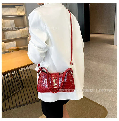 Texture Stone Patterned Armpit Bag 2025 New Simple Single Shoulder Women's Bag Temperament Crossbody Bag Small Fragrance Style