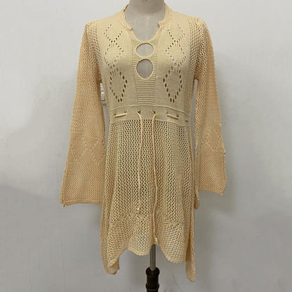 Sexy Women’s Bathing Suit Beach Cover Up Hollow Out Knitted Women Flared Sleeves Solid Color Beach Dress saida de praia