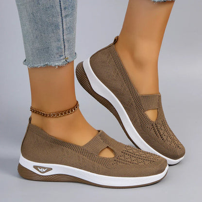 women's sports shoes