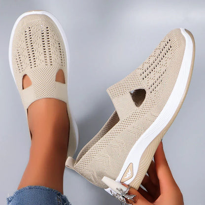 women's sports shoes