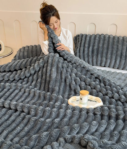 Light luxury Multifunctional Solid Color Rabbit Velvet Blanket Winter Thick Warm Flannel Used For Bedroom Living Room Blanket