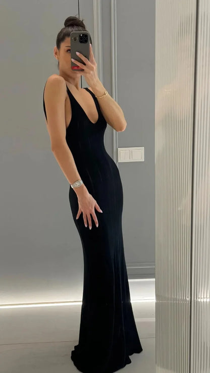 Trendix Knit Backless Dress For Women V Neck Slim Sleeveless Suspender Maxi Dress Vacation Sexy Beach Knitted Elegant Long Dress