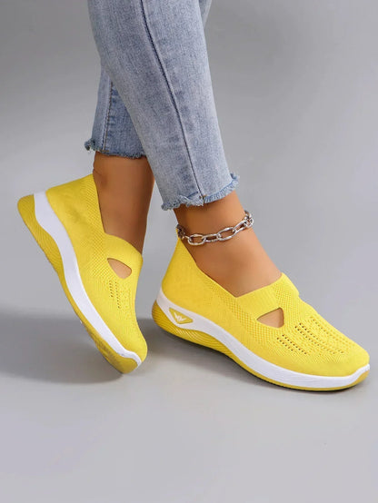 women's sports shoes