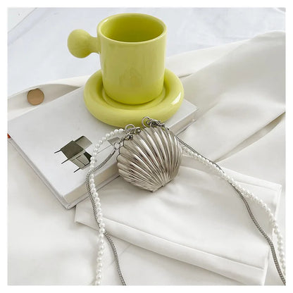 2025 New Summer Lipstick Bags for Women Fashion Pearl Mini Purse Crossbody Bag High Quality Gold Shell Bag Designer Shoulder Bag